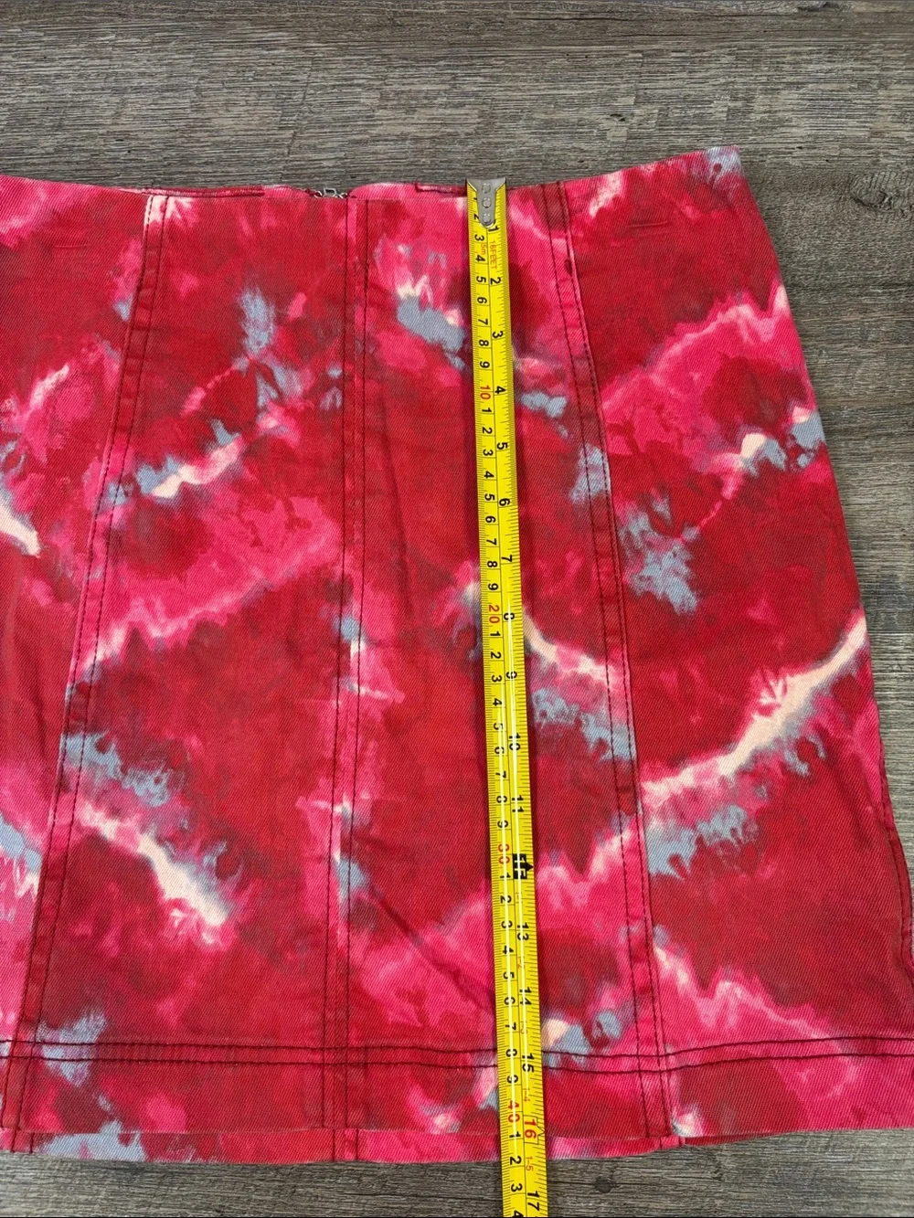 Free People Flamingo Flame Red Tie-Dye Denim Mini Skirt Size 8